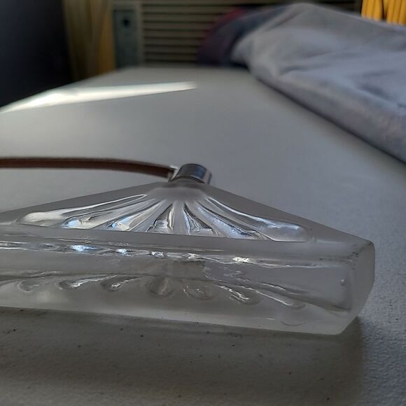 Vintage Perfume Bottle with Atomizer - Picture 5 of 5